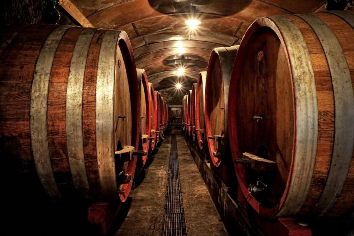 Picture of Commercial Building For Sale in Montepulciano, Tuscany, Italy