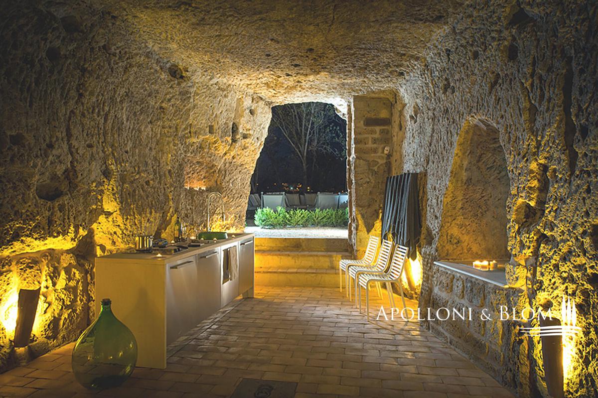 Picture of Home For Sale in Civita di Bagnoregio, Viterbo, Italy