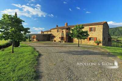 Home For Sale in Sarteano, Italy