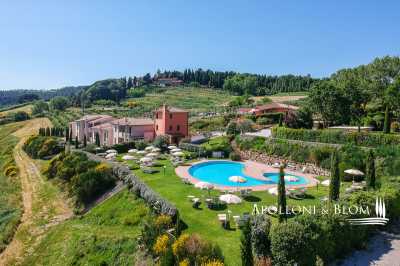 Villa For Sale in Gambassi Terme, Italy
