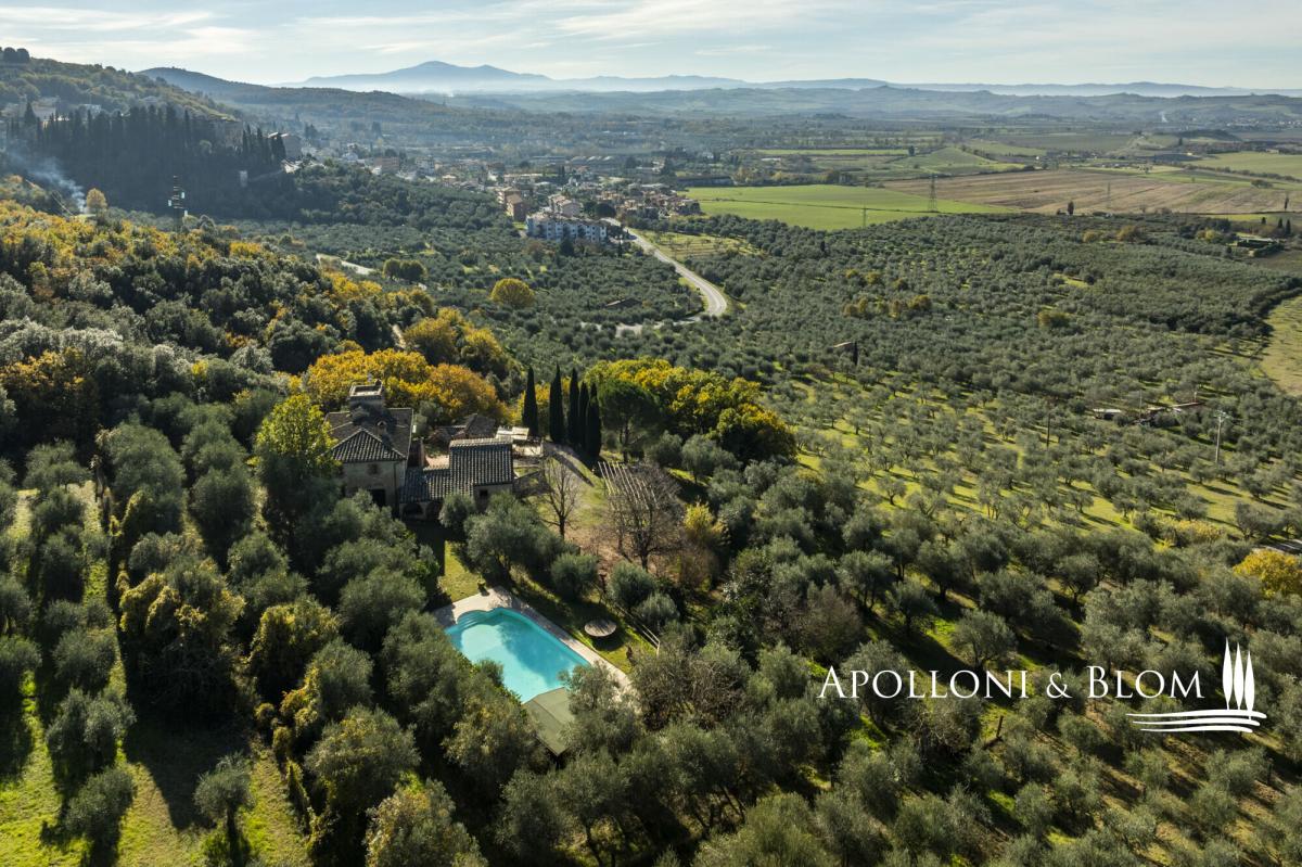 Picture of Villa For Sale in Serre di Rapolano, Tuscany, Italy
