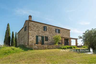 Home For Sale in Asciano, Italy
