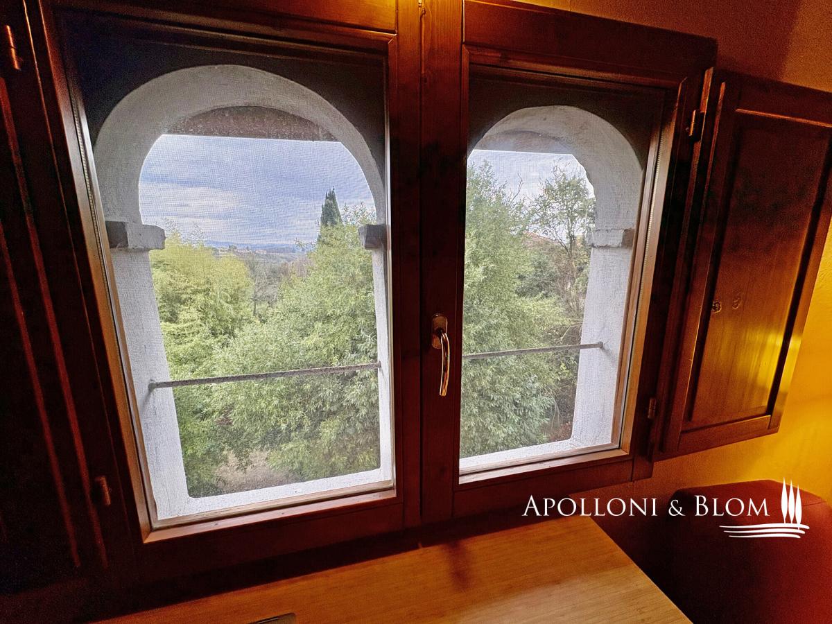 Picture of Apartment For Sale in Tavarnelle Val Di Pesa, Tuscany, Italy
