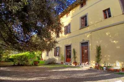 Villa For Sale in Certaldo, Italy