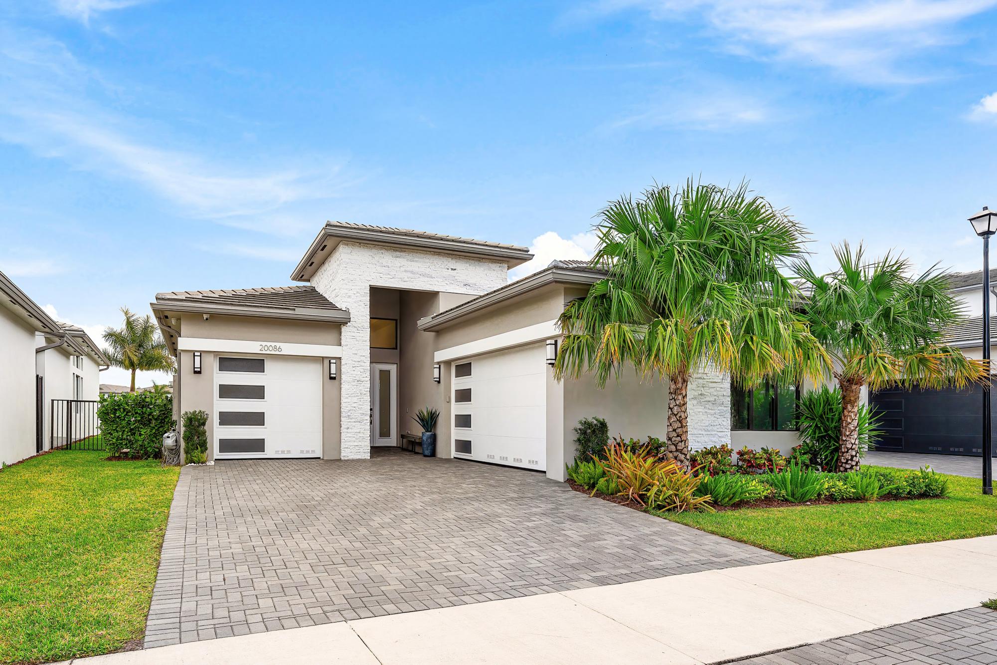 Picture of Home For Sale in Boca Raton, Florida, United States