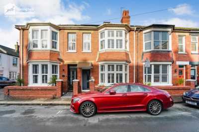 Home For Sale in Worthing, United Kingdom