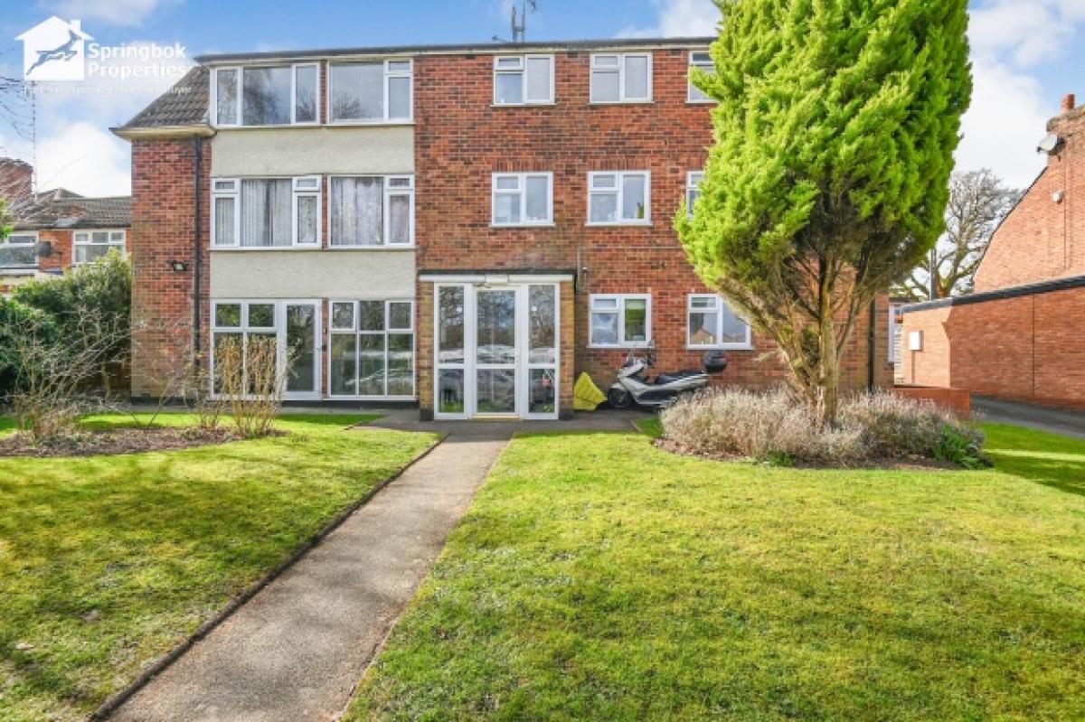 Picture of Apartment For Sale in Sutton Coldfield, West Midlands, United Kingdom