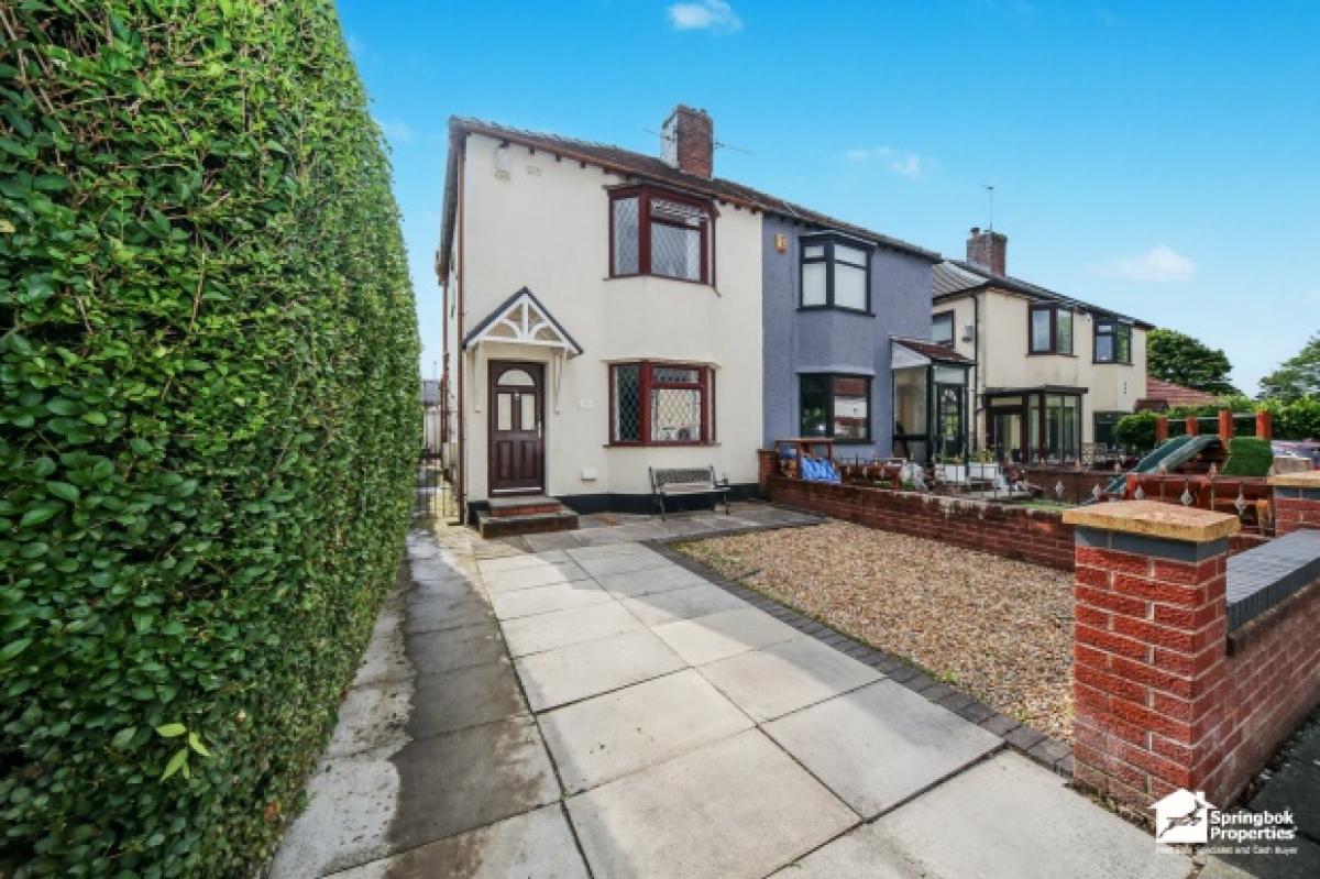 Picture of Home For Sale in Saint Helens, Merseyside, United Kingdom