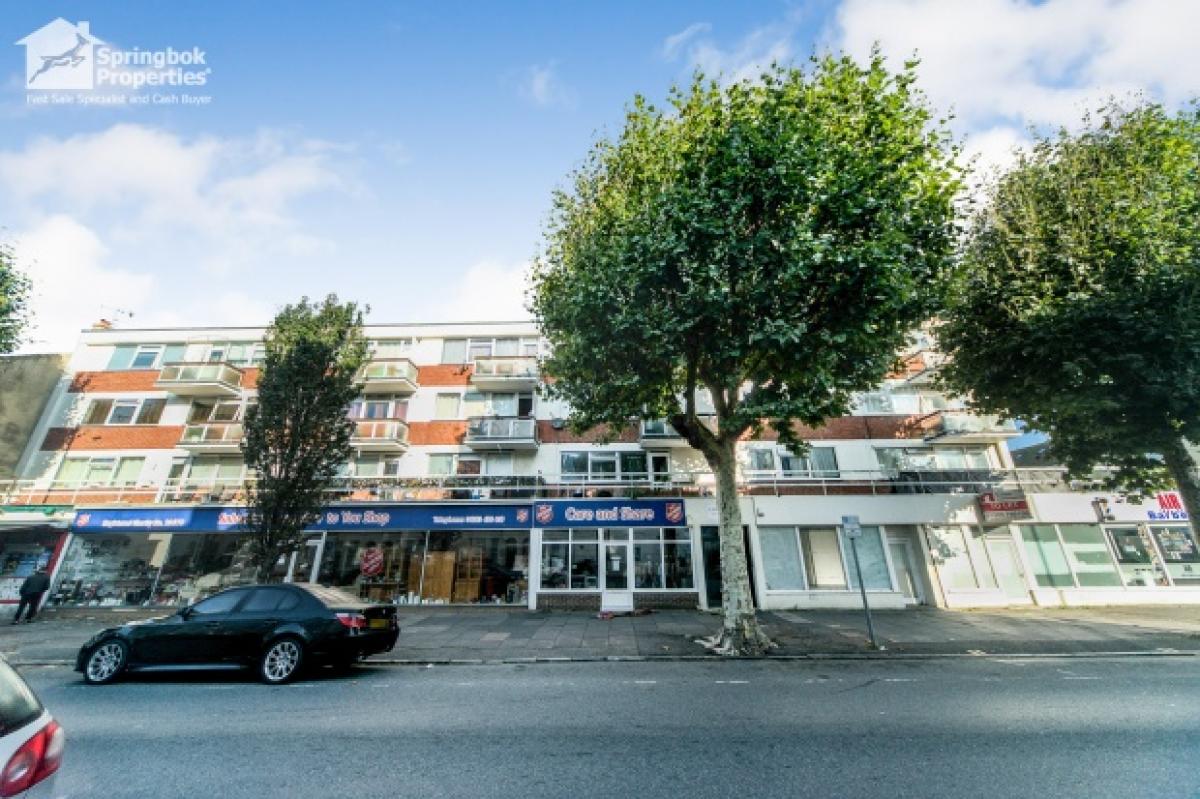 Picture of Apartment For Sale in Eastbourne, East Sussex, United Kingdom