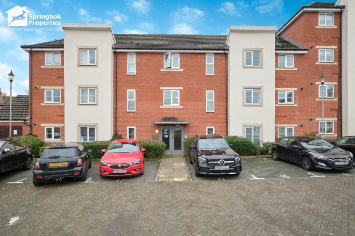 Picture of Apartment For Sale in Birmingham, West Midlands, United Kingdom