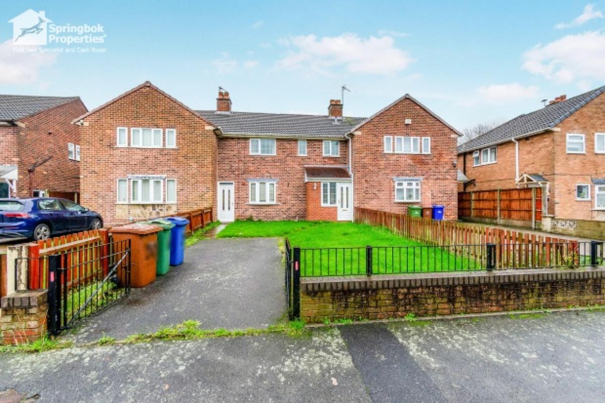 Picture of Home For Sale in Cannock, Staffordshire, United Kingdom