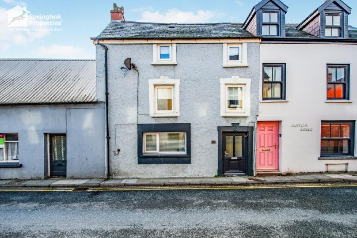 Picture of Home For Sale in Cardigan, Ceredigion, United Kingdom