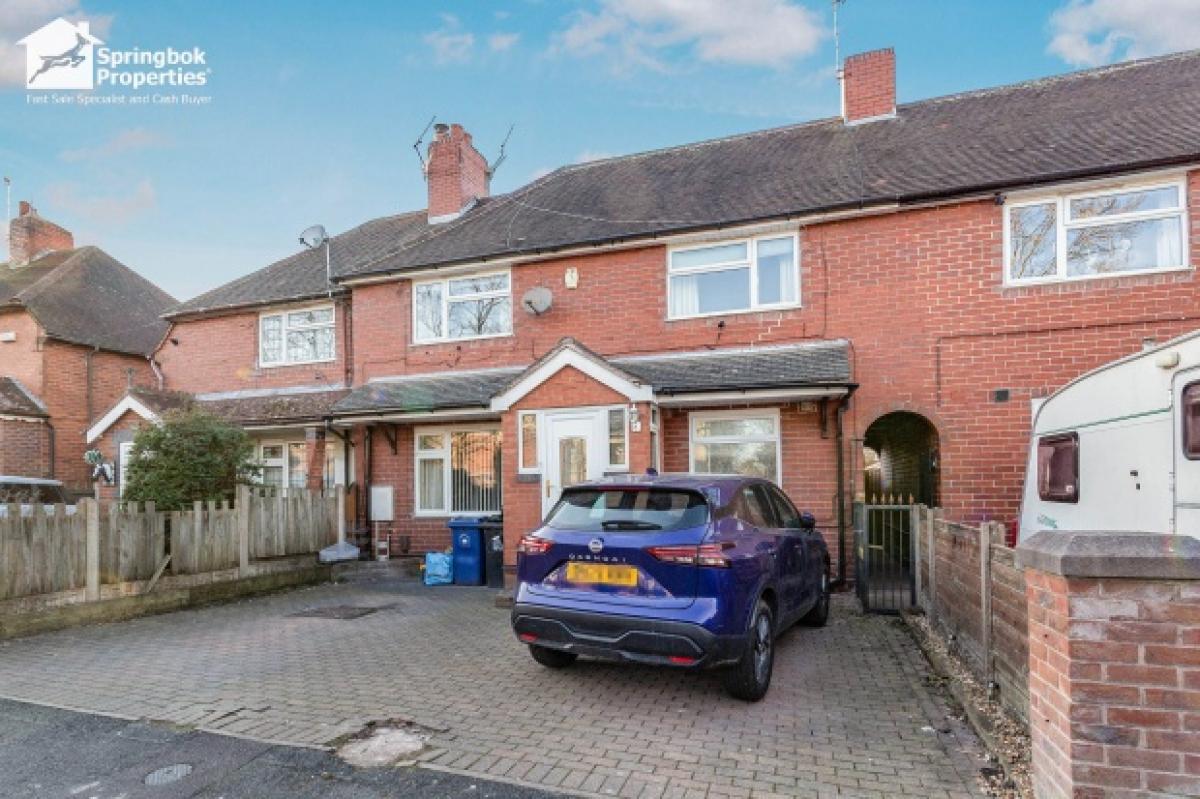 Picture of Home For Sale in Newcastle under Lyme, Staffordshire, United Kingdom