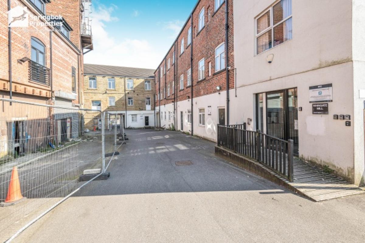 Picture of Apartment For Sale in Leeds, West Yorkshire, United Kingdom