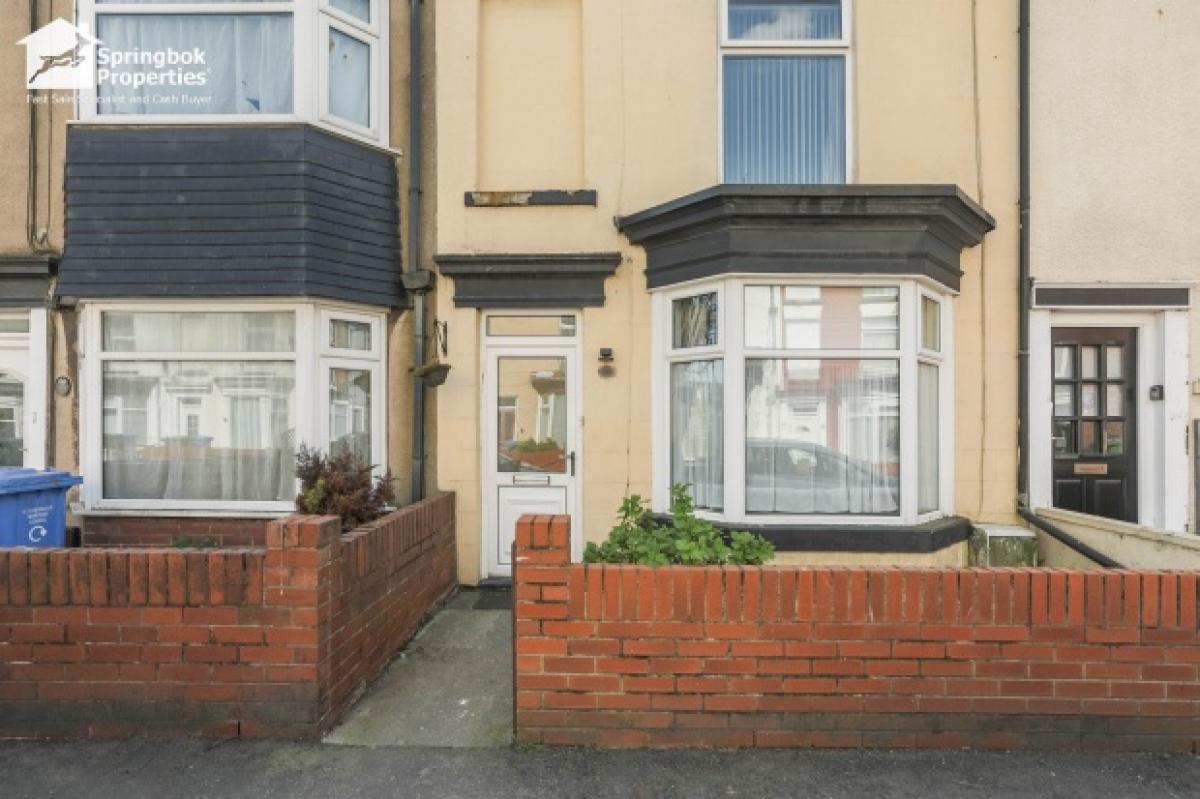 Picture of Home For Sale in Scarborough, North Yorkshire, United Kingdom