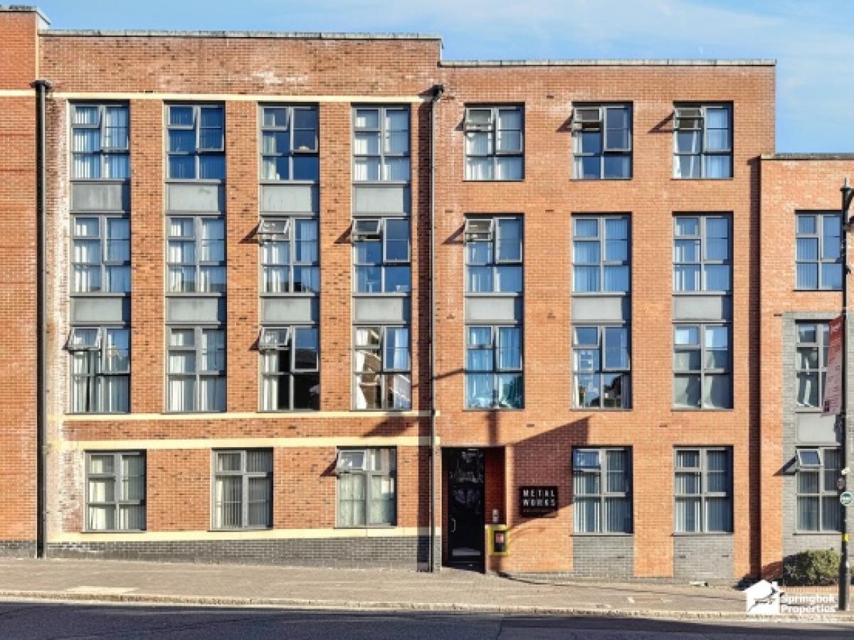 Picture of Apartment For Sale in Birmingham, West Midlands, United Kingdom
