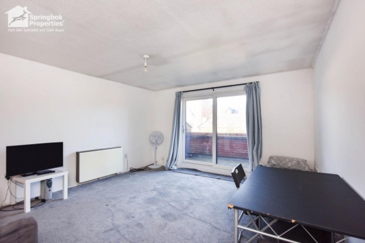 Picture of Apartment For Sale in Chelmsford, Essex, United Kingdom