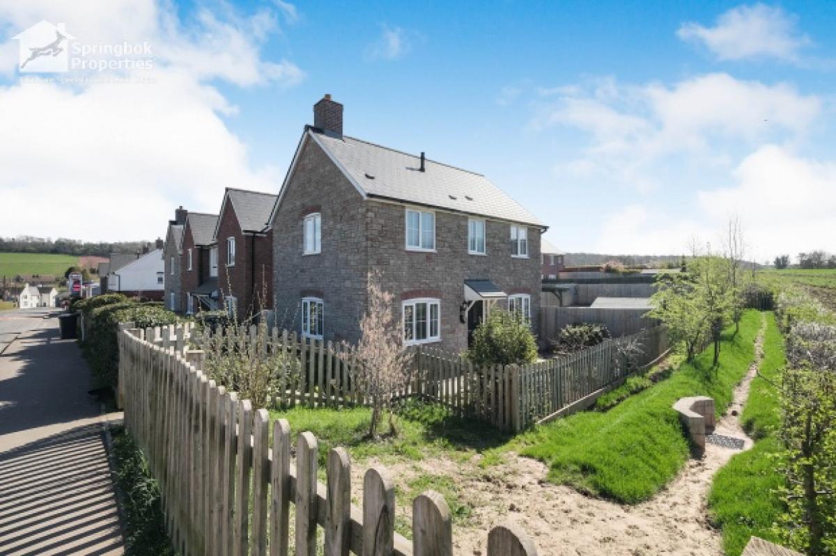 Picture of Home For Sale in Ross on Wye, Herefordshire, United Kingdom