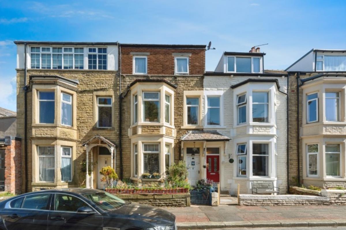 Picture of Home For Sale in Morecambe, Lancashire, United Kingdom