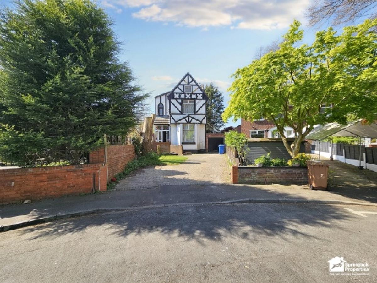 Picture of Home For Sale in Salford, Greater Manchester, United Kingdom
