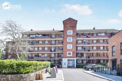 Apartment For Sale in Tower Hamlets, United Kingdom