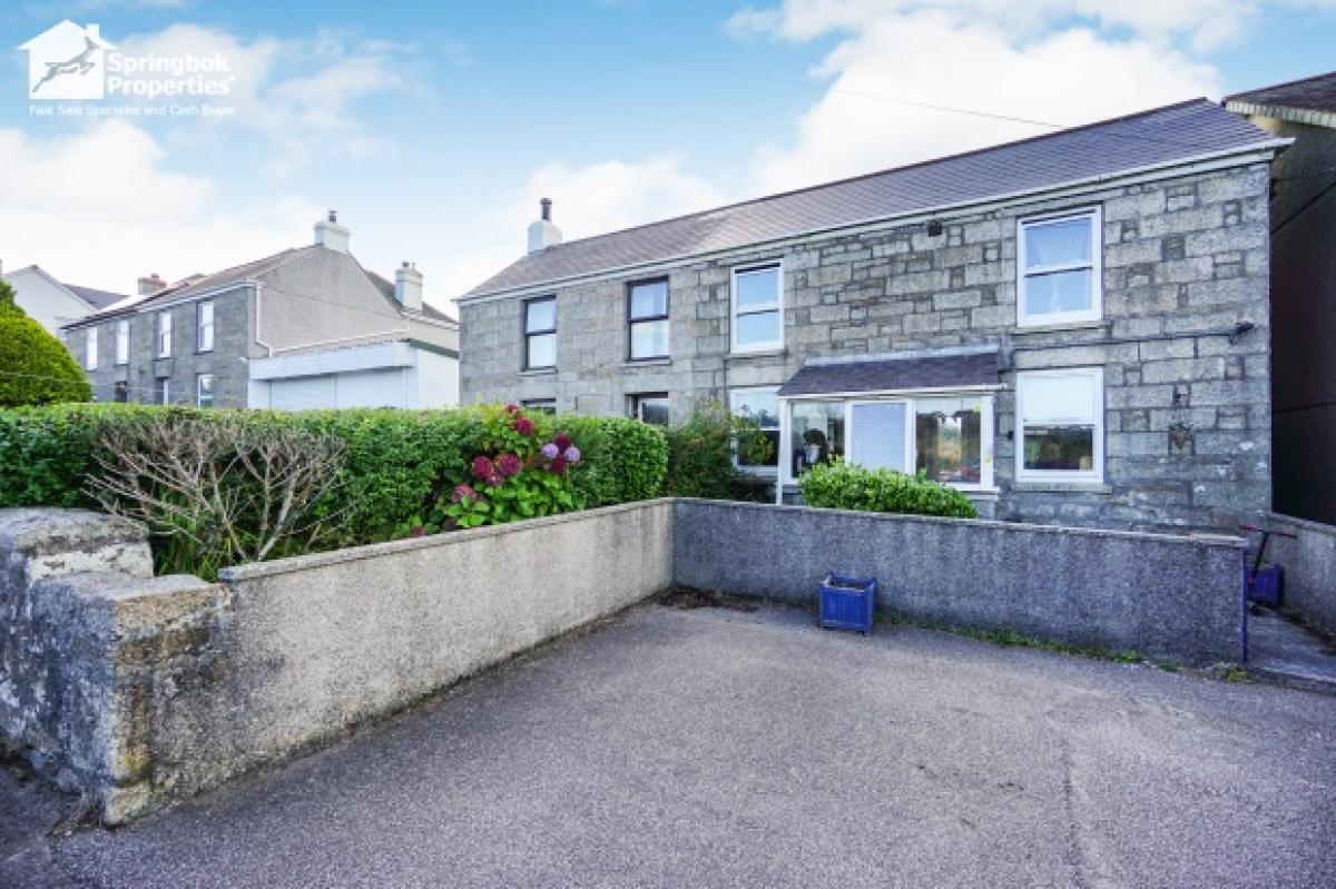 Picture of Home For Sale in Penryn, Cornwall, United Kingdom
