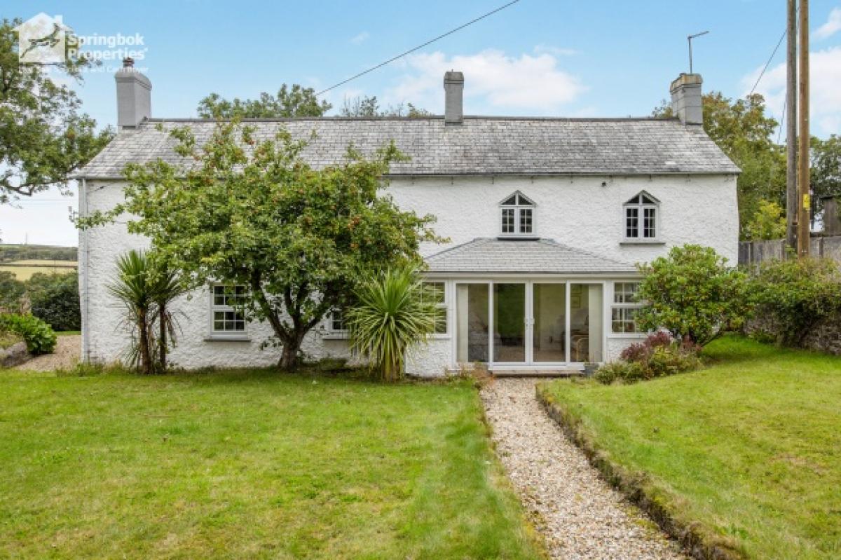 Picture of Home For Sale in Launceston, Cornwall, United Kingdom