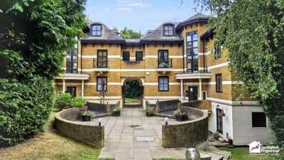 Apartment For Sale in Harrow, United Kingdom