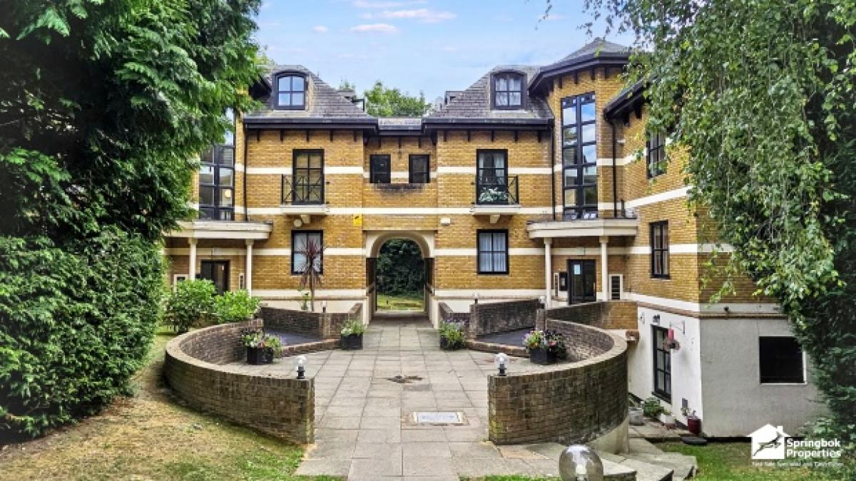 Picture of Apartment For Sale in Harrow, Greater London, United Kingdom