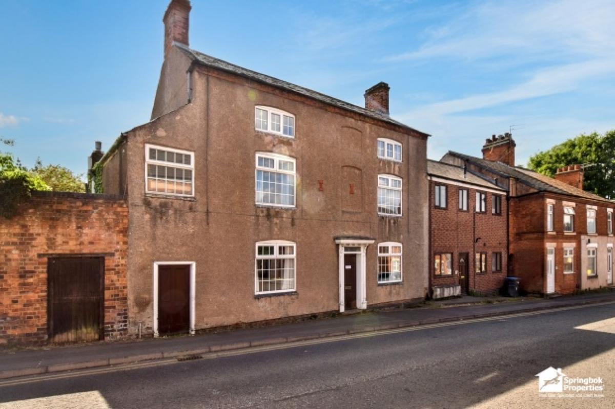 Picture of Home For Sale in Leicester, Leicestershire, United Kingdom
