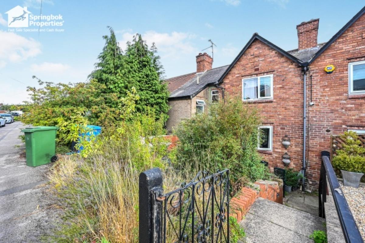 Picture of Home For Sale in Mansfield, Nottinghamshire, United Kingdom