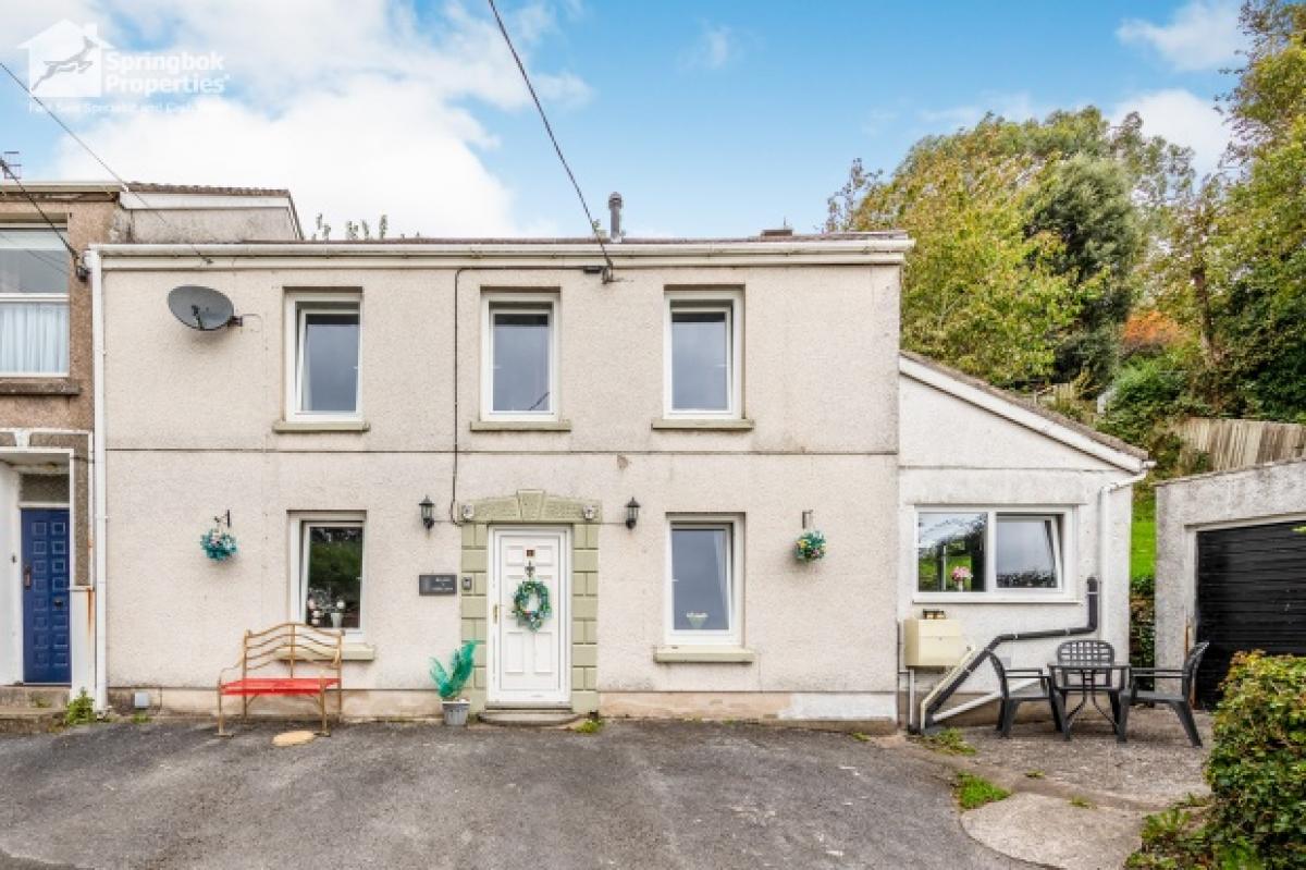 Picture of Home For Sale in Burry Port, Carmarthenshire, United Kingdom