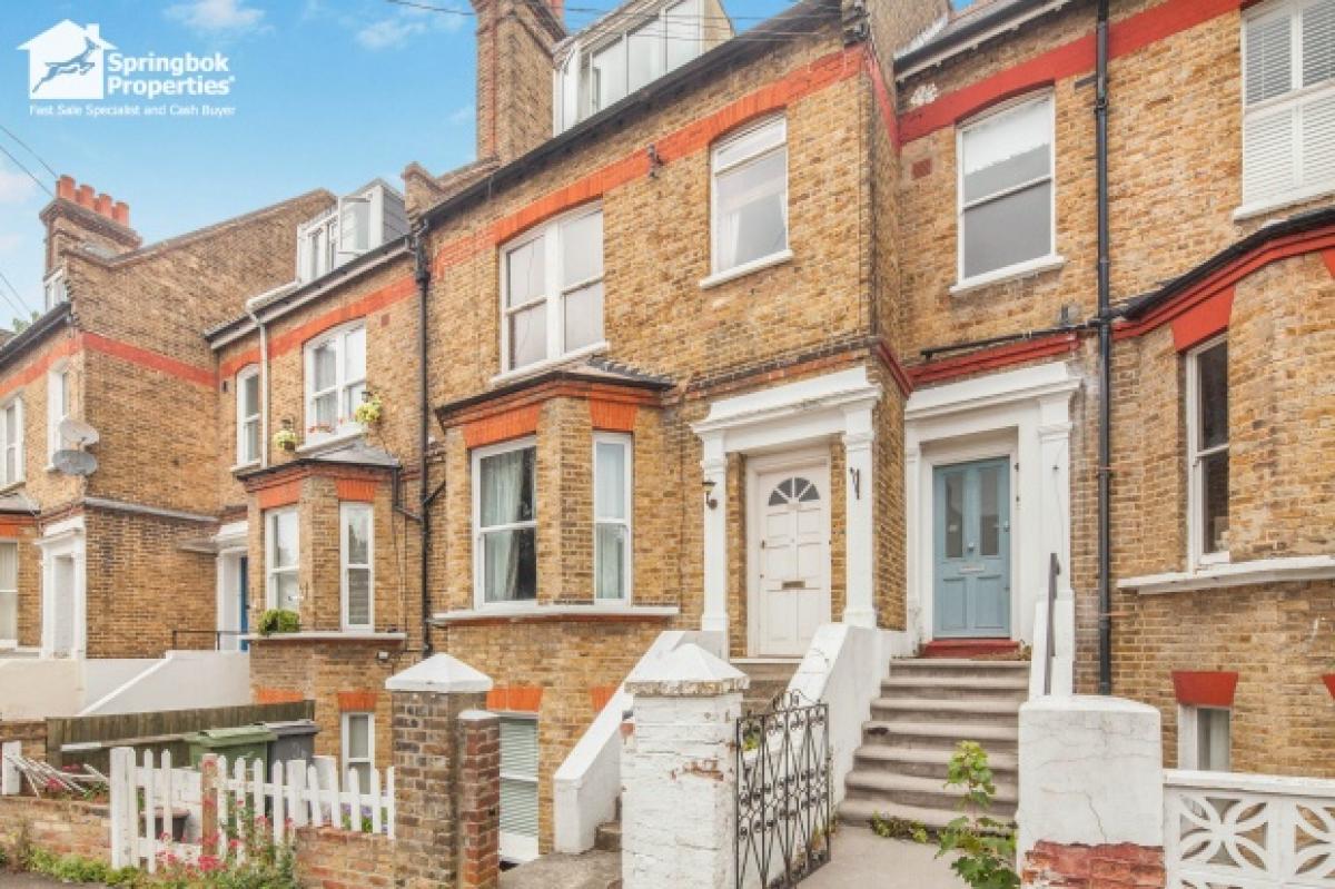 Picture of Home For Sale in London, Greater London, United Kingdom