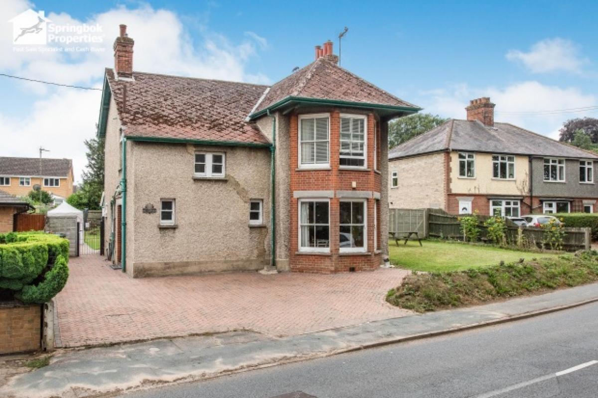 Picture of Home For Sale in Stowmarket, Suffolk, United Kingdom