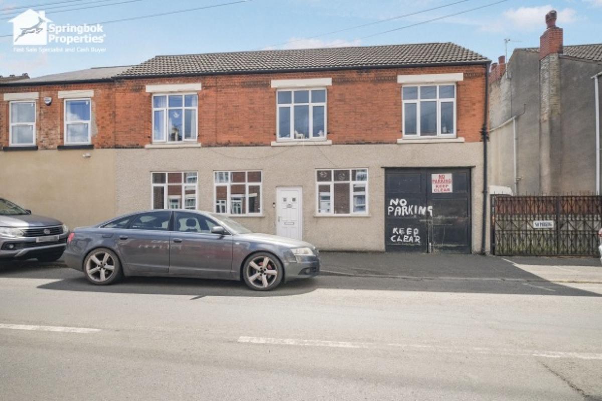 Picture of Home For Sale in Nottingham, Nottinghamshire, United Kingdom
