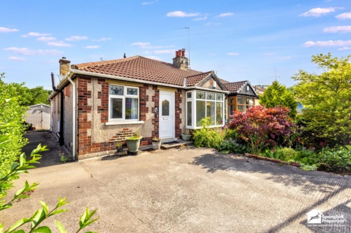 Picture of Home For Sale in Shipley, West Yorkshire, United Kingdom
