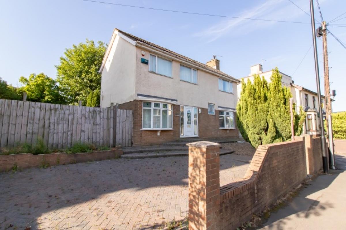 Picture of Home For Sale in Houghton le Spring, Tyne and Wear, United Kingdom