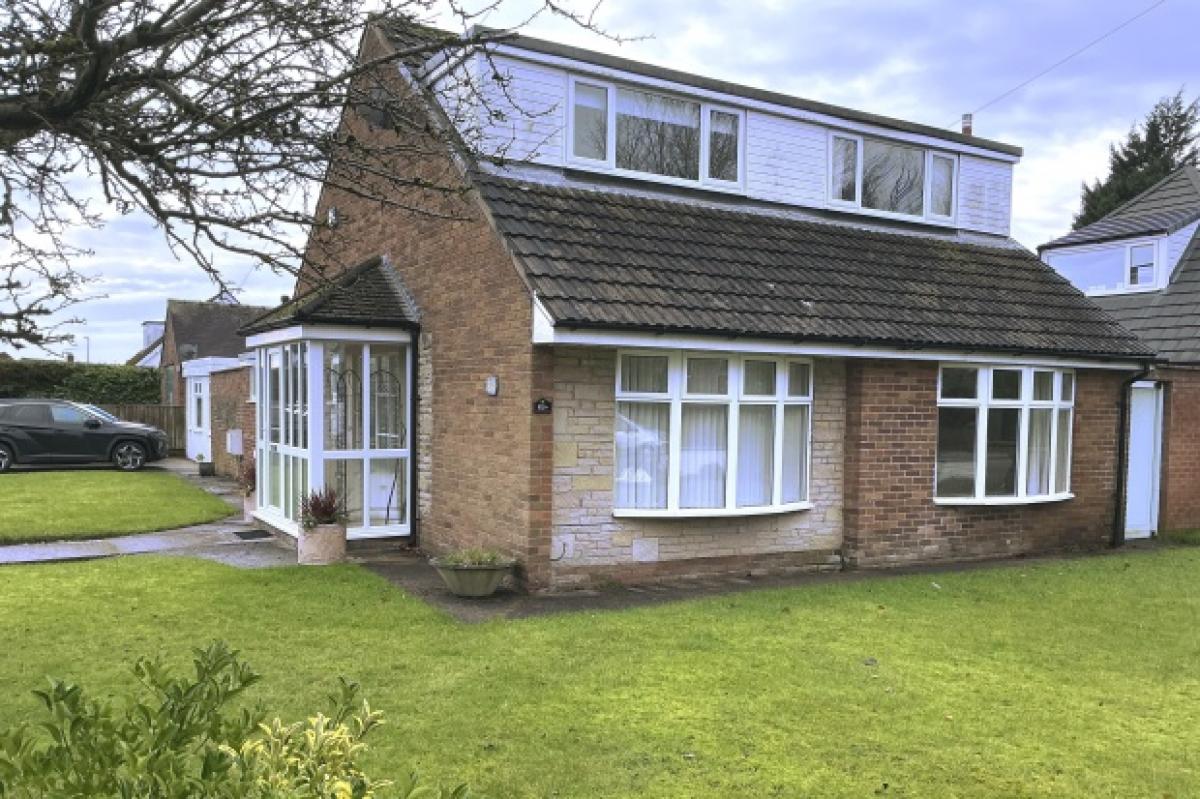 Picture of Home For Sale in Preston, Lancashire, United Kingdom