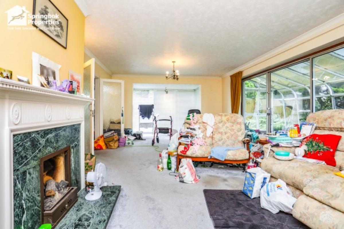 Picture of Home For Sale in Felixstowe, Suffolk, United Kingdom