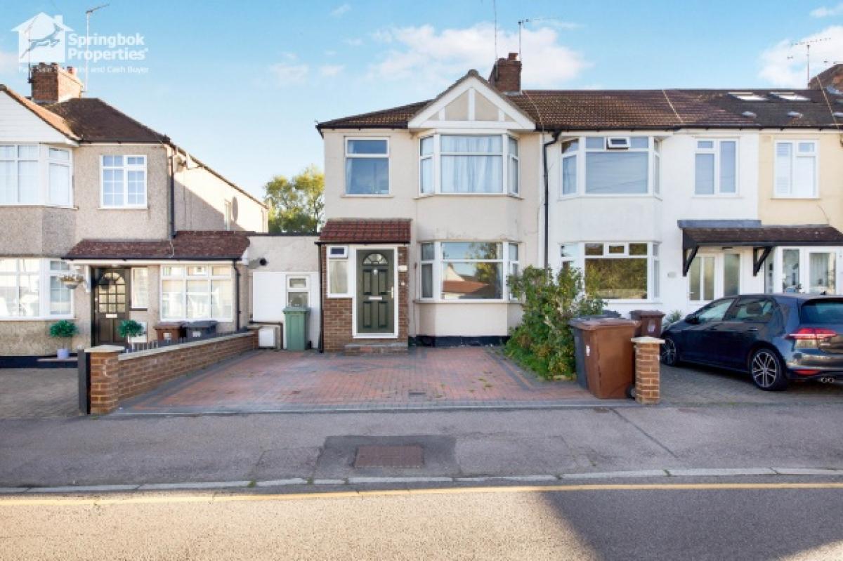 Picture of Home For Sale in Potters Bar, Hertfordshire, United Kingdom