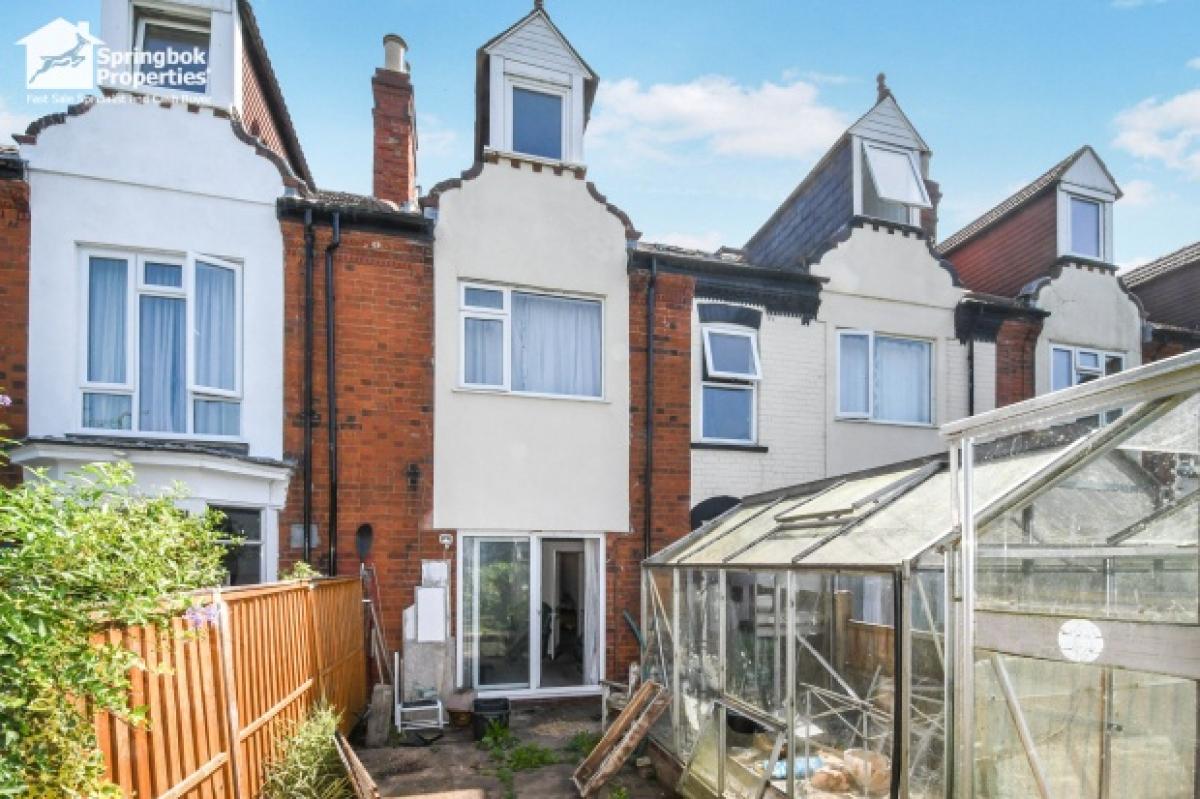 Picture of Home For Sale in Lincoln, Lincolnshire, United Kingdom