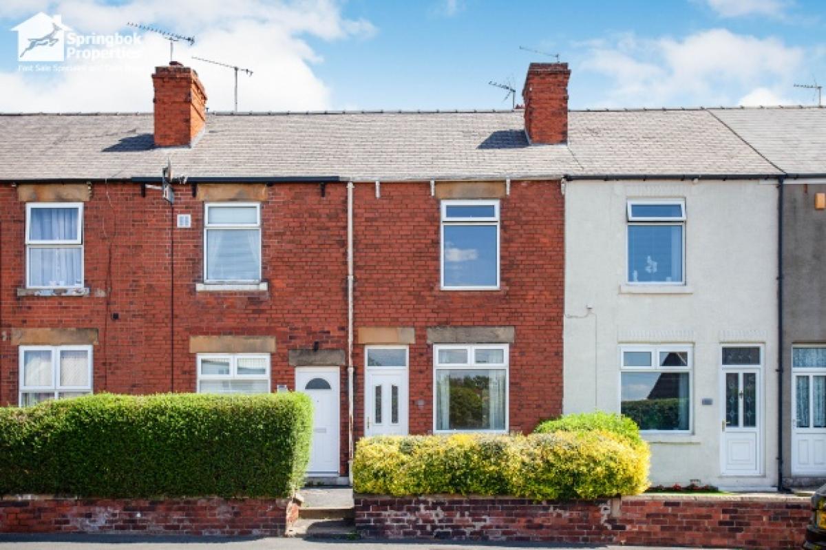 Picture of Bungalow For Sale in Sheffield, South Yorkshire, United Kingdom