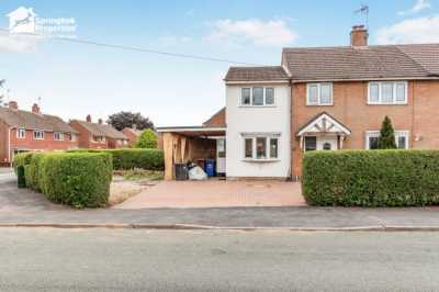 Home For Sale in Uttoxeter, United Kingdom