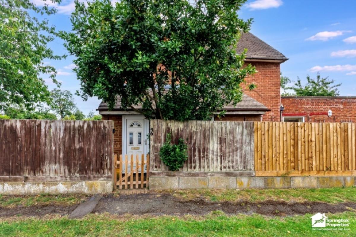 Picture of Home For Sale in Towcester, Northamptonshire, United Kingdom