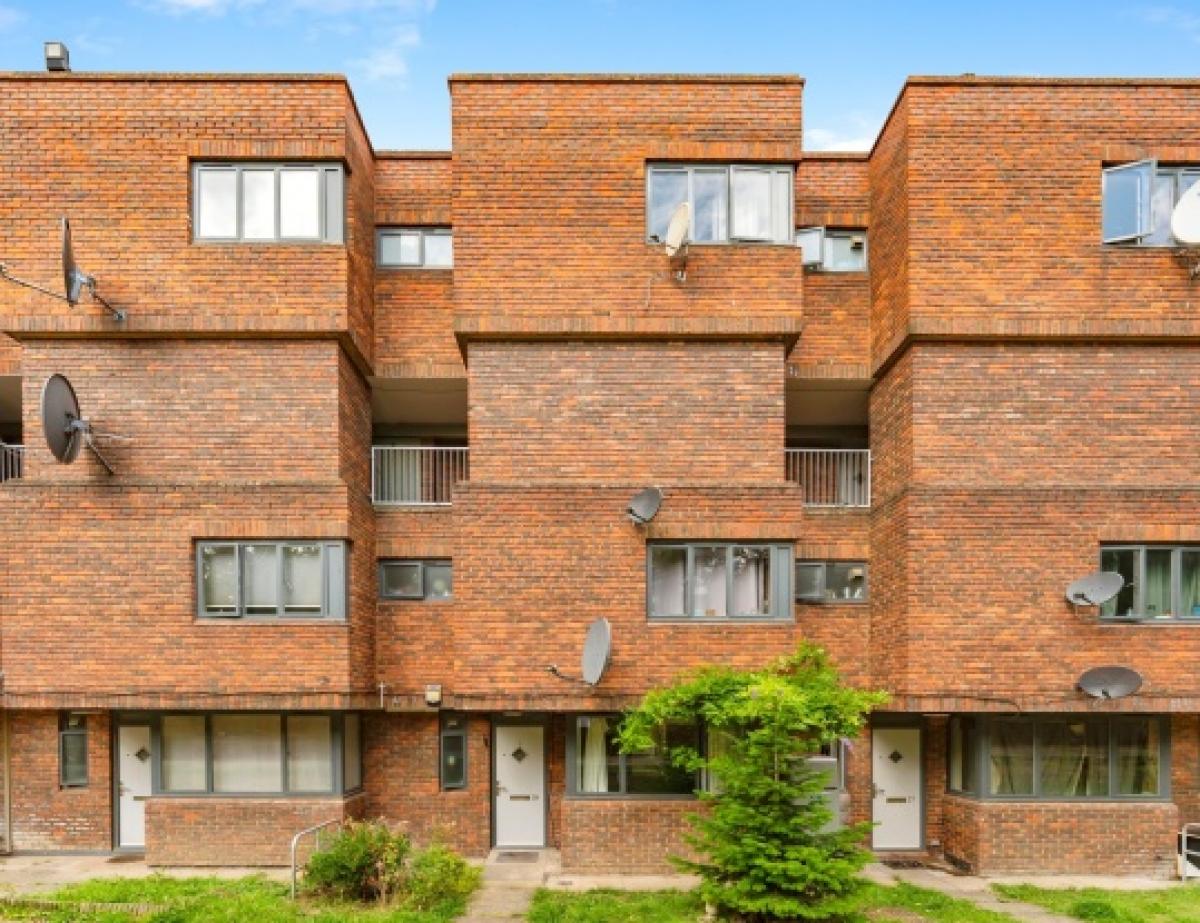 Picture of Apartment For Sale in London, Greater London, United Kingdom