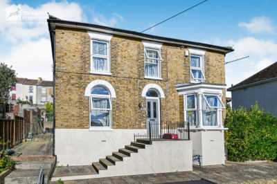 Home For Sale in Chatham, United Kingdom