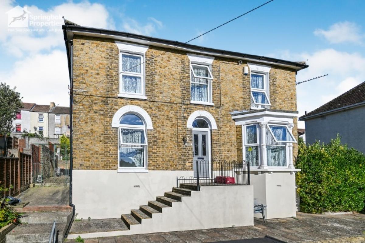 Picture of Home For Sale in Chatham, Kent, United Kingdom