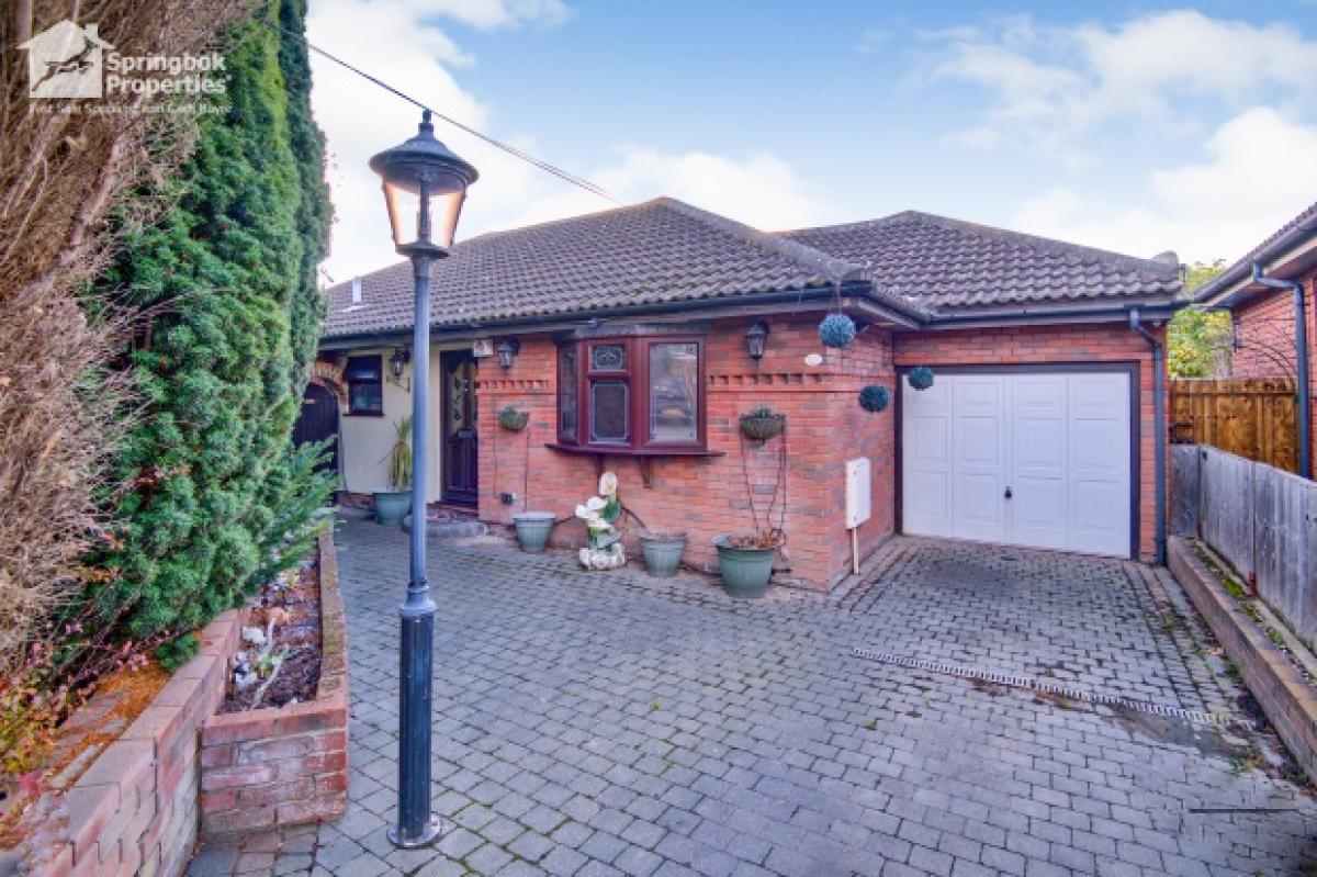 Picture of Home For Sale in Canvey Island, Essex, United Kingdom