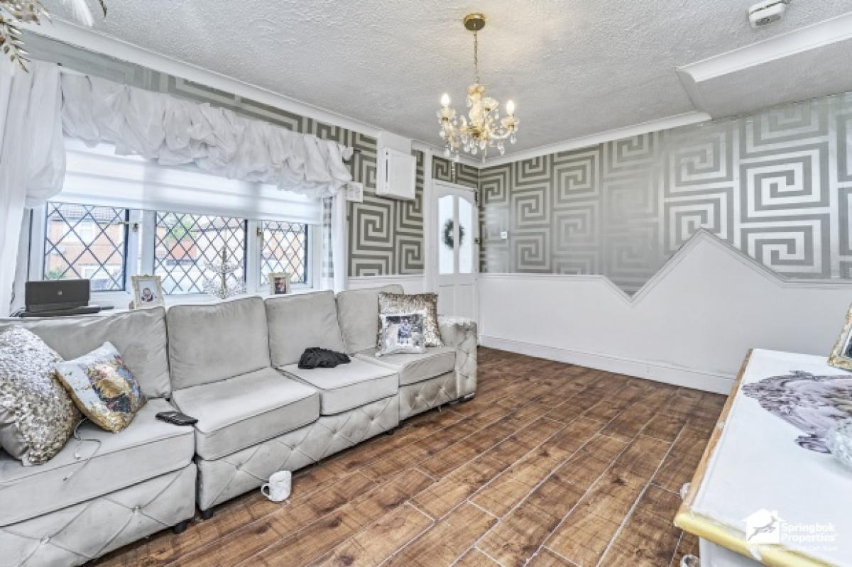 Picture of Home For Sale in Birmingham, West Midlands, United Kingdom