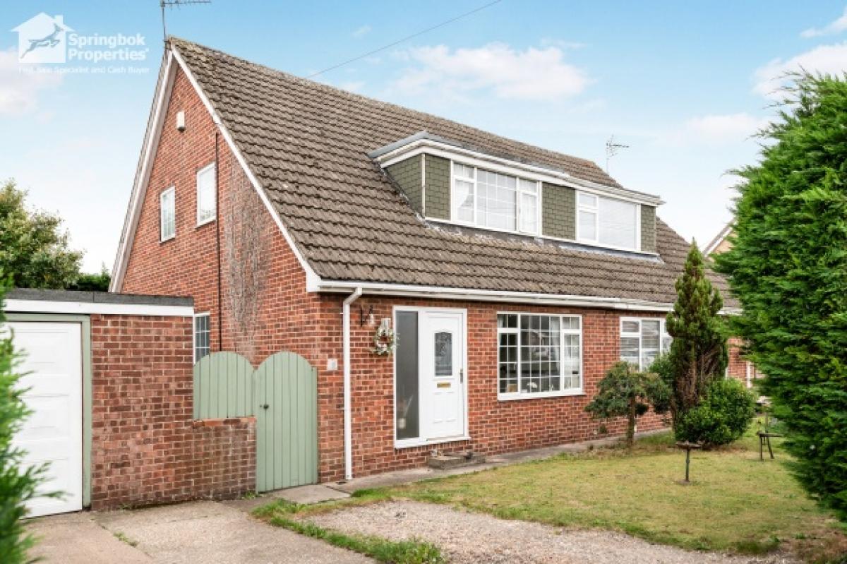 Picture of Home For Sale in York, North Yorkshire, United Kingdom